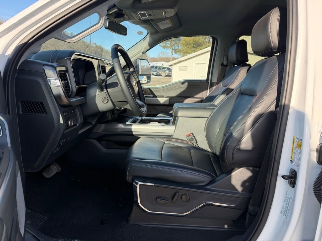 Used 2024 Ford Super Duty F-250 SRW LARIAT