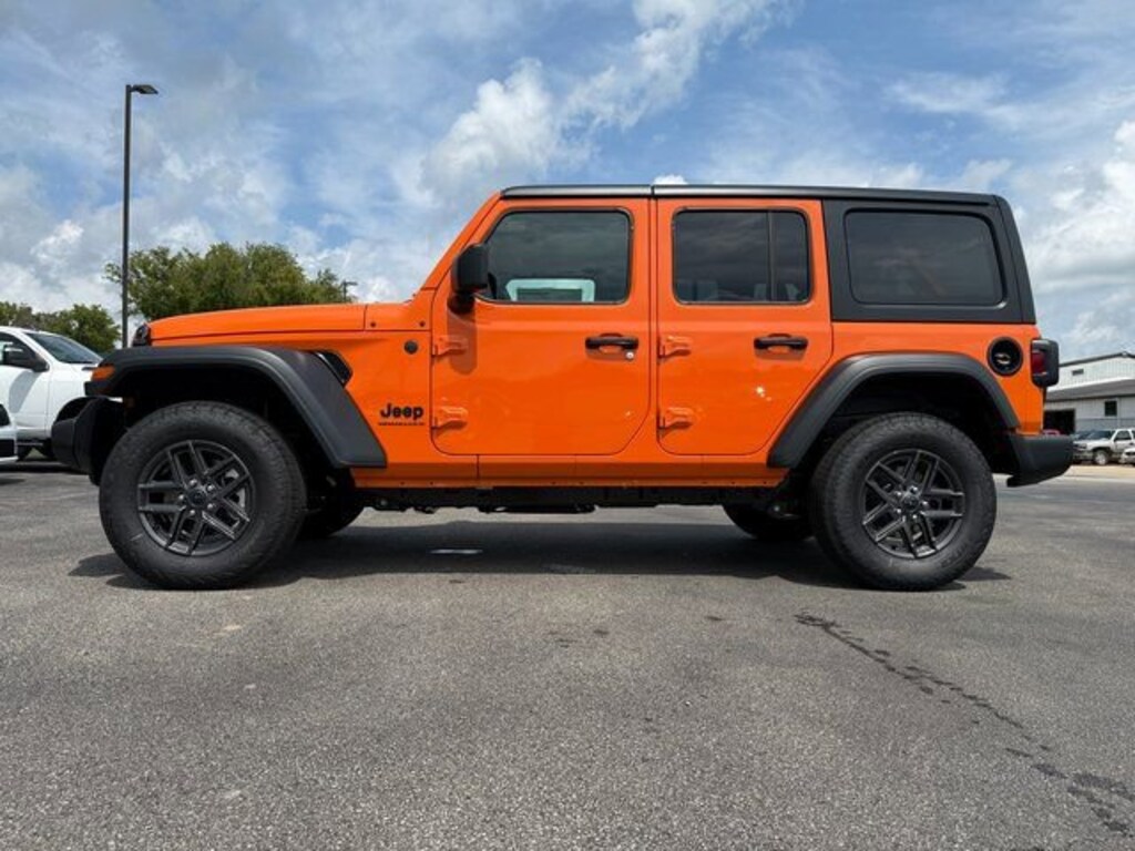 New 2025 Jeep Wrangler 4-DOOR SPORT S Sport Utility