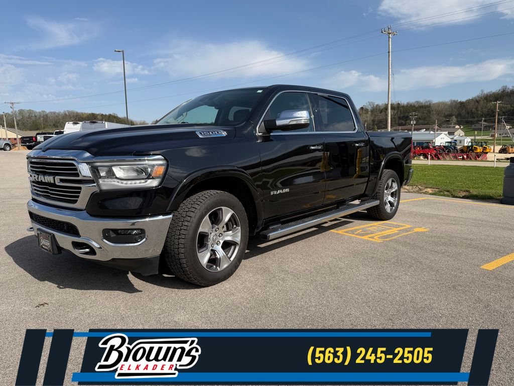 2022 RAM 1500 Laramie 4x4 Crew Cab 5'7's photo