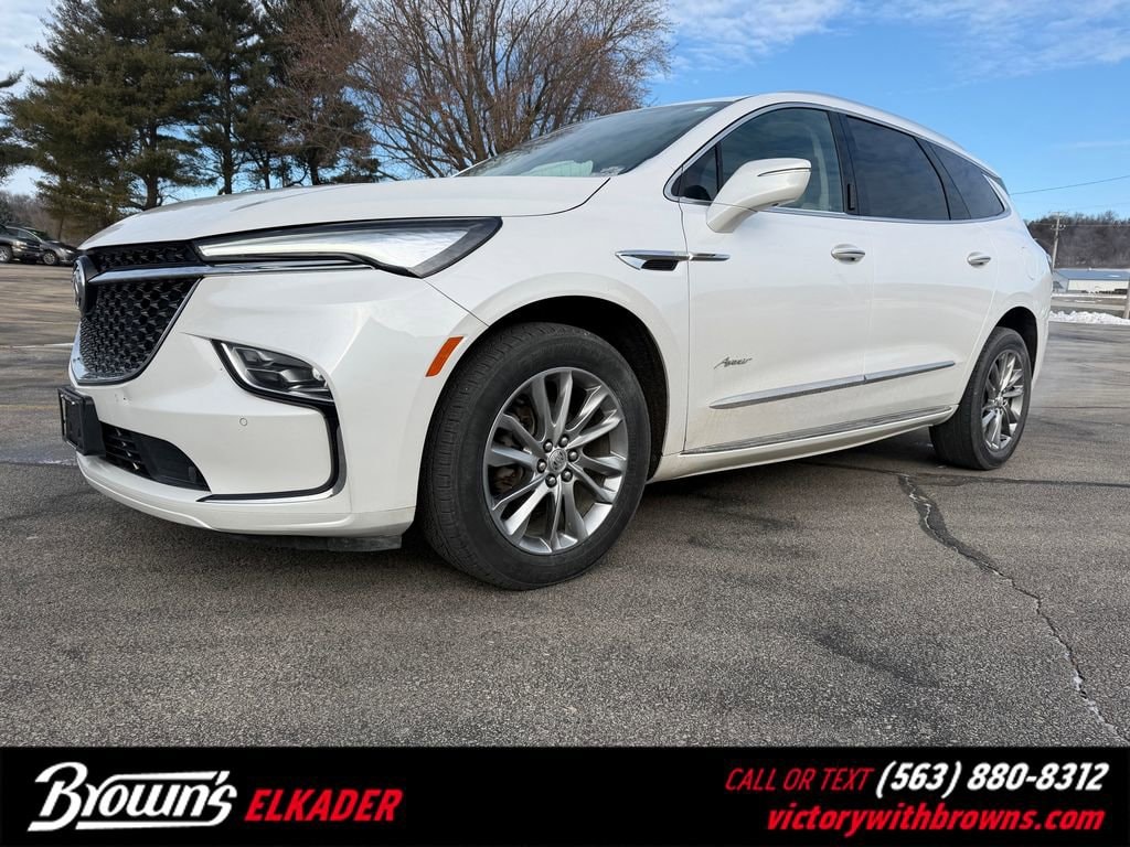 2023 Buick Enclave Avenir's photo