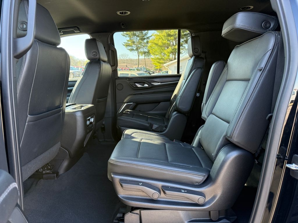 Used 2022 GMC Yukon XL Denali SUV
