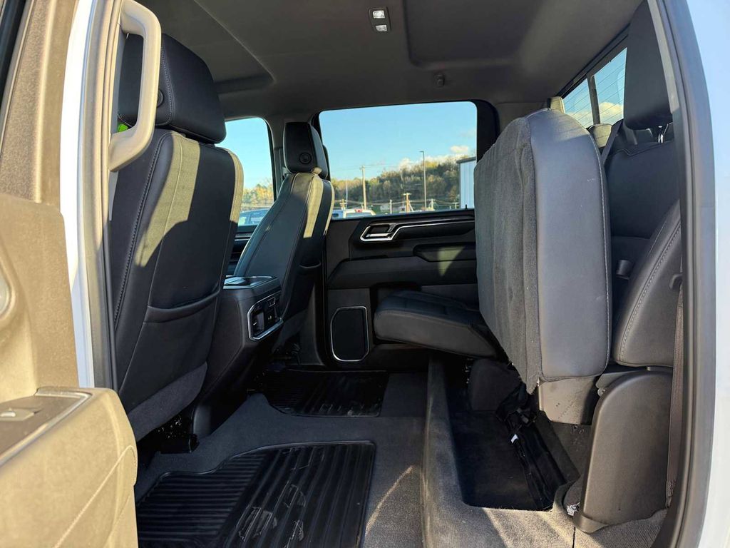 2024 Chevrolet Silverado 2500HD LTZ - Photo 44