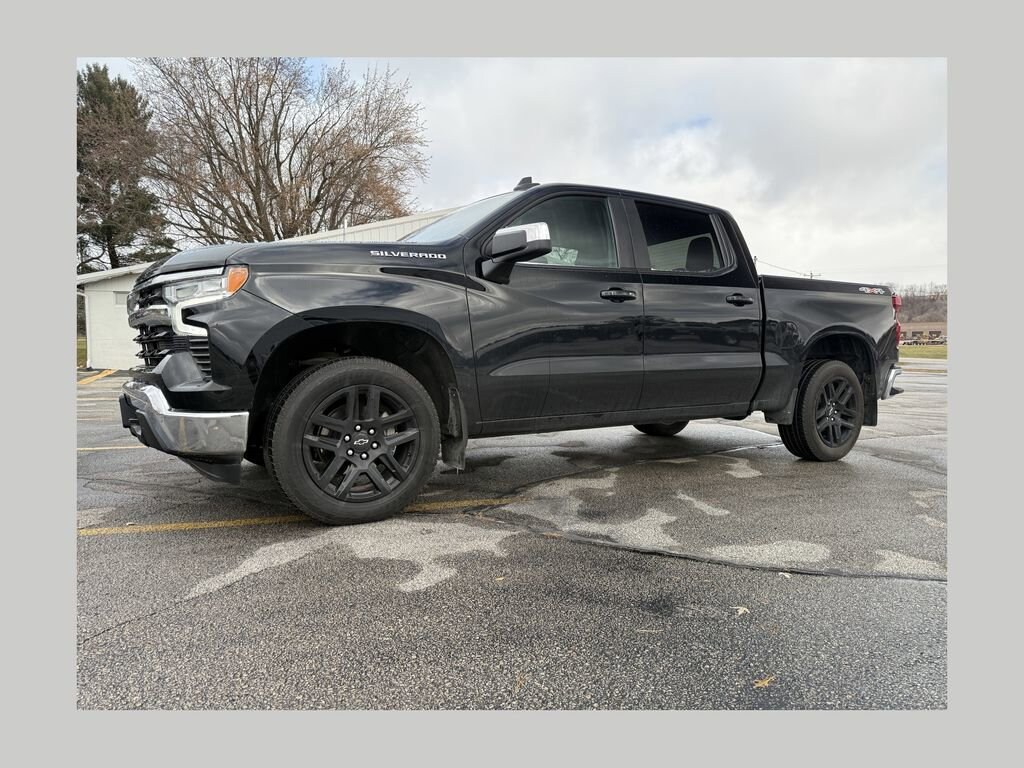 Used 2022 Chevrolet Silverado 1500 LT 4WD Crew Cab 147 LT w/2FL