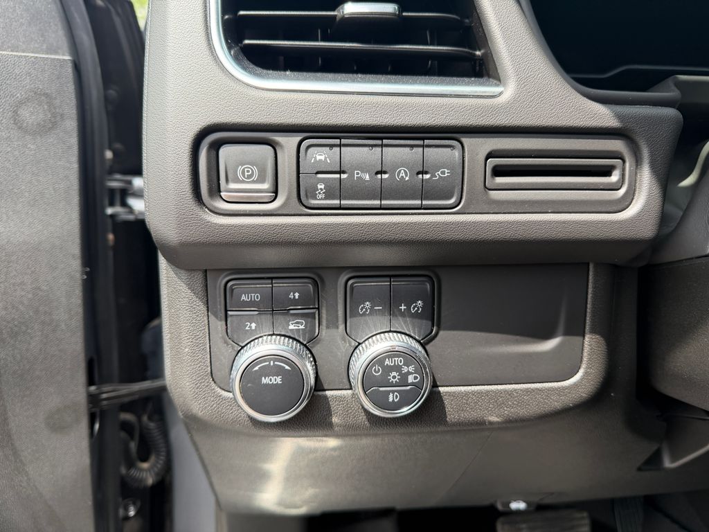 2022 GMC Yukon SLT - Photo 18