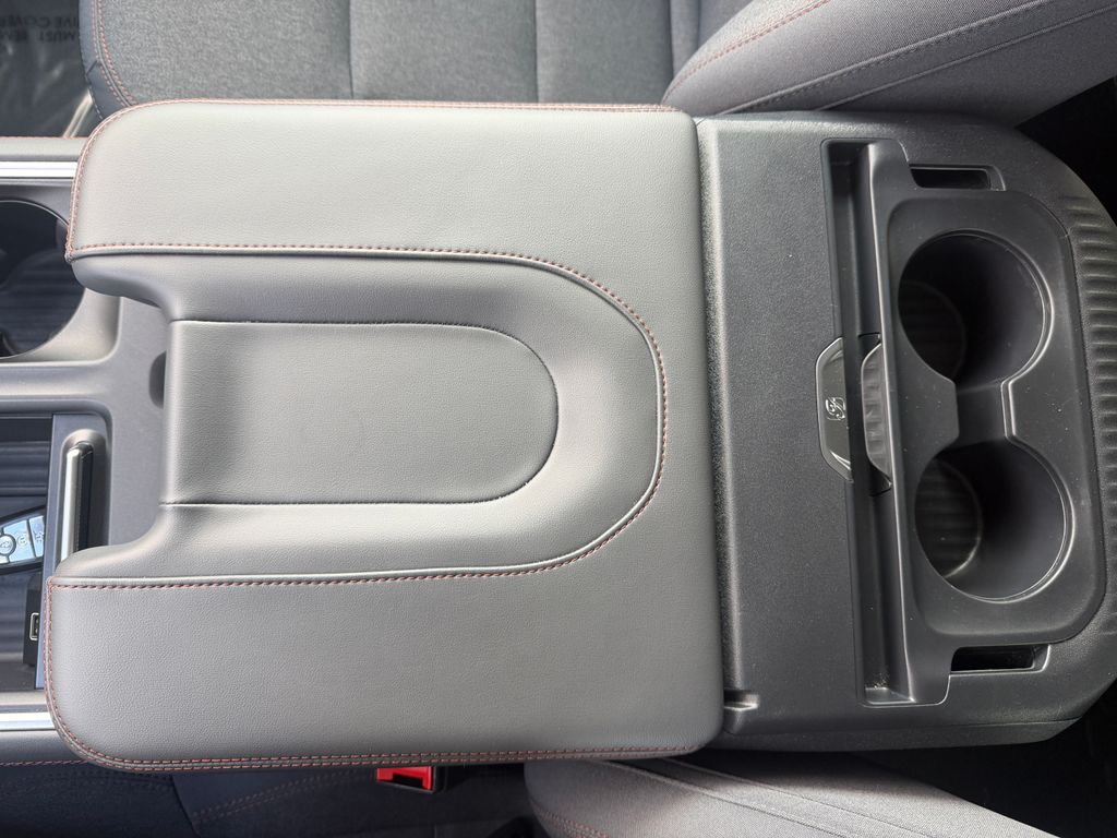 2025 Ford Expedition Active - Photo 35