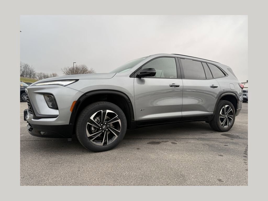 Used 2025 Buick Enclave Sport Touring Sport Touring