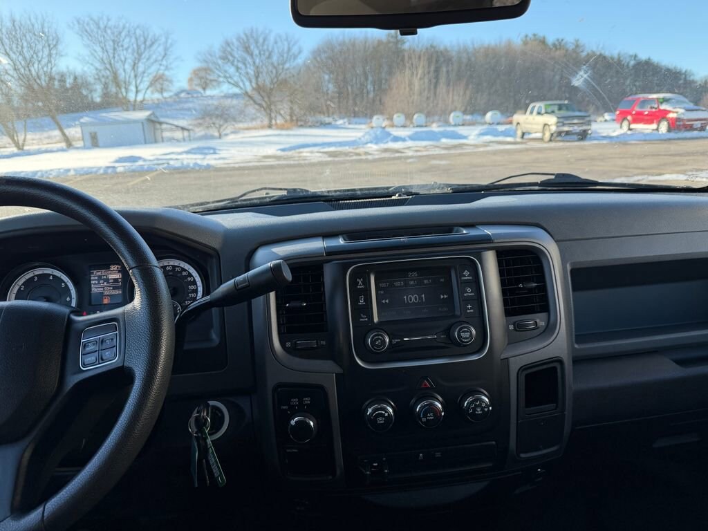 Used 2013 Ram 1500 Tradesman 4WD Crew Cab 140.5 Tradesman