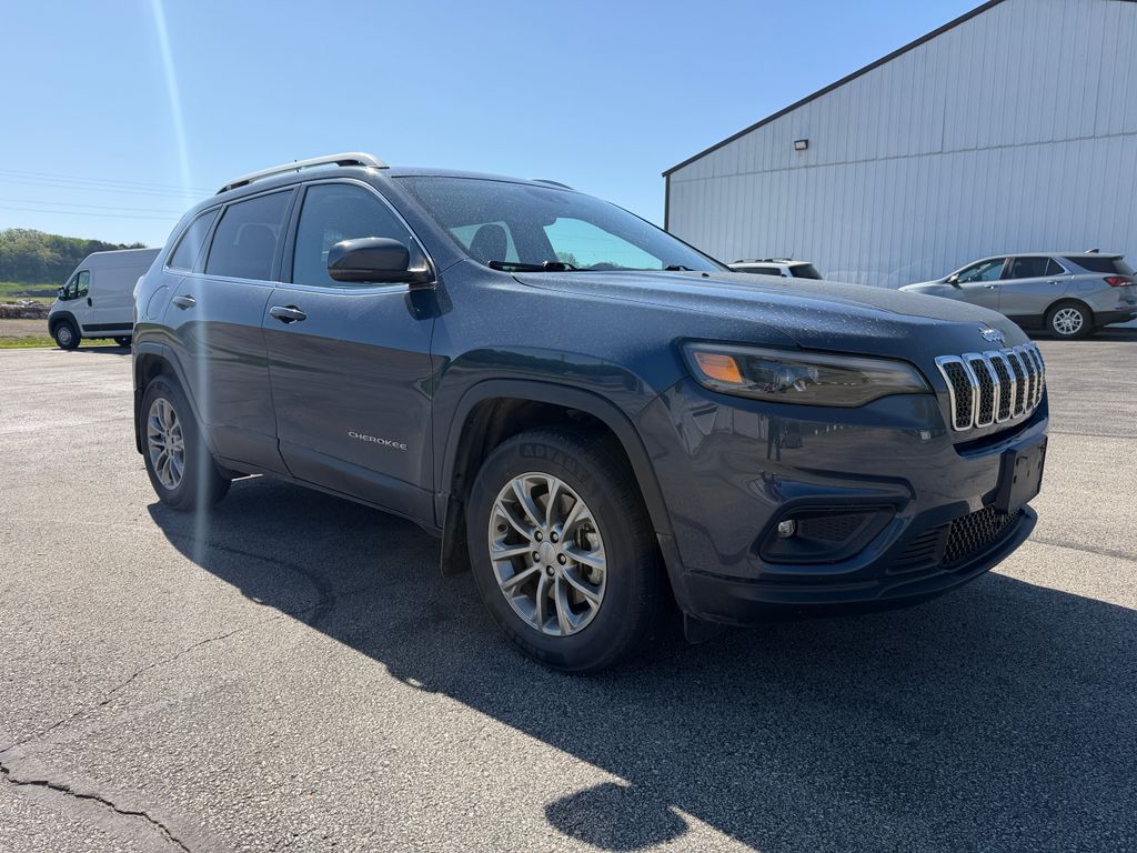 Used 2021 Jeep Cherokee Latitude Lux with VIN 1C4PJMMX3MD152735 for sale in Elkader, IA