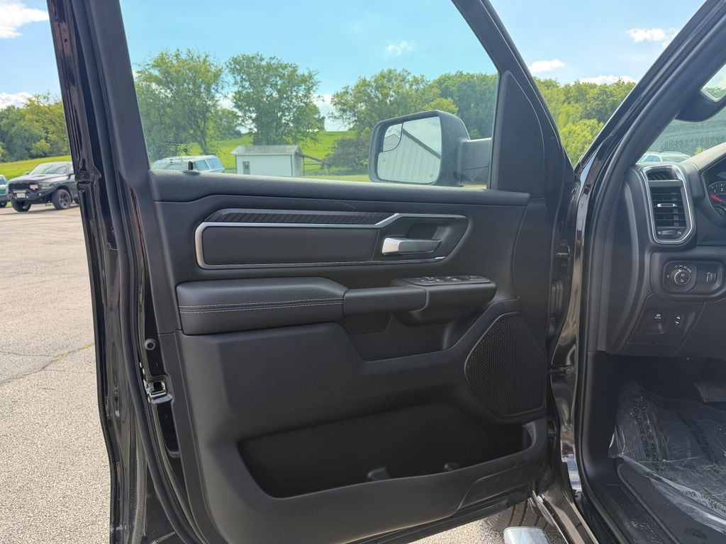 2026 RAM 1500 Big Horn/Lone Star - Photo 18