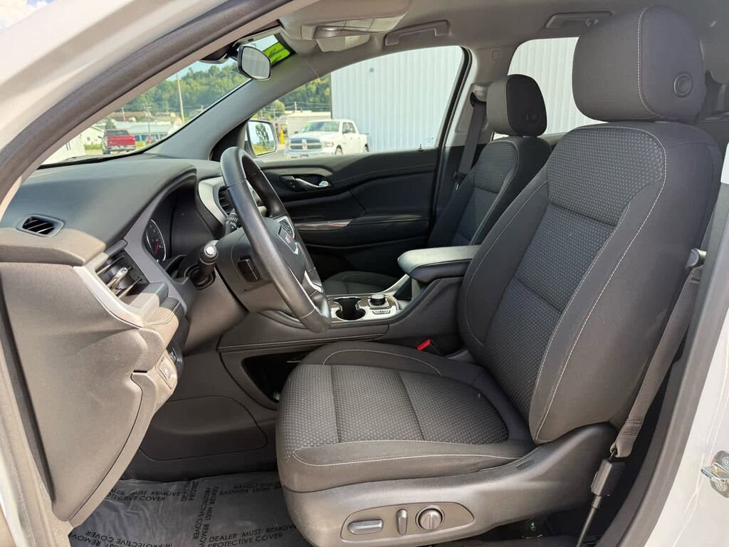 Used 2023 GMC Acadia SLE AWD SLE