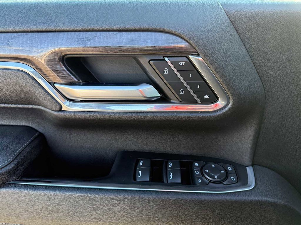 2024 Chevrolet Silverado 2500HD LTZ - Photo 22