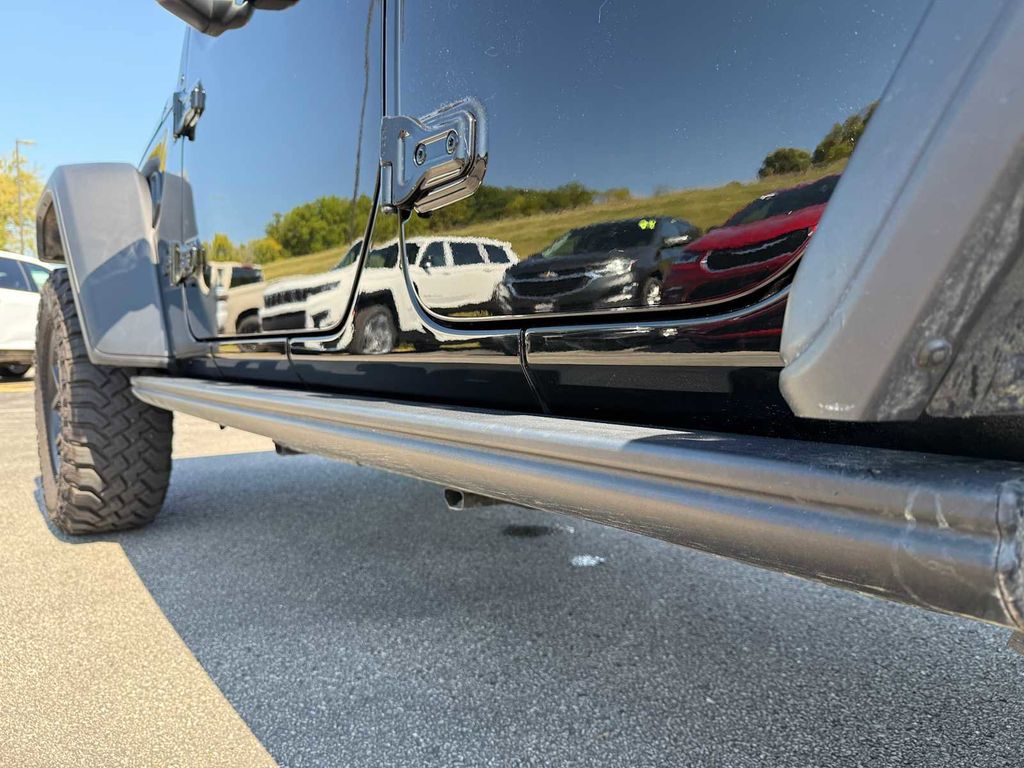 2024 Jeep Wrangler 4-Door Willys - Photo 14