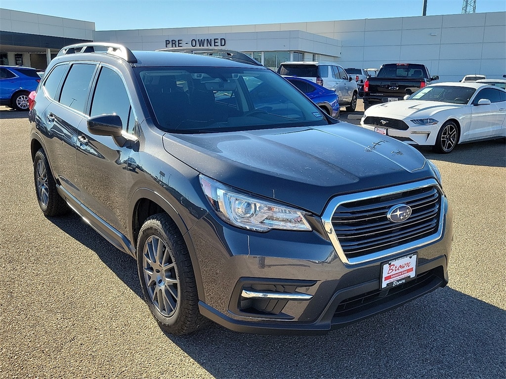 2022 Subaru Ascent Premium's photo