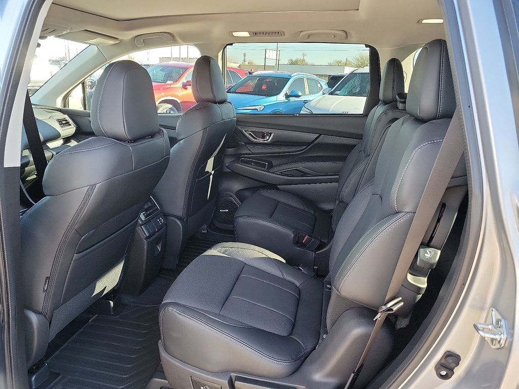 2026 Subaru Ascent Limited - Photo 16