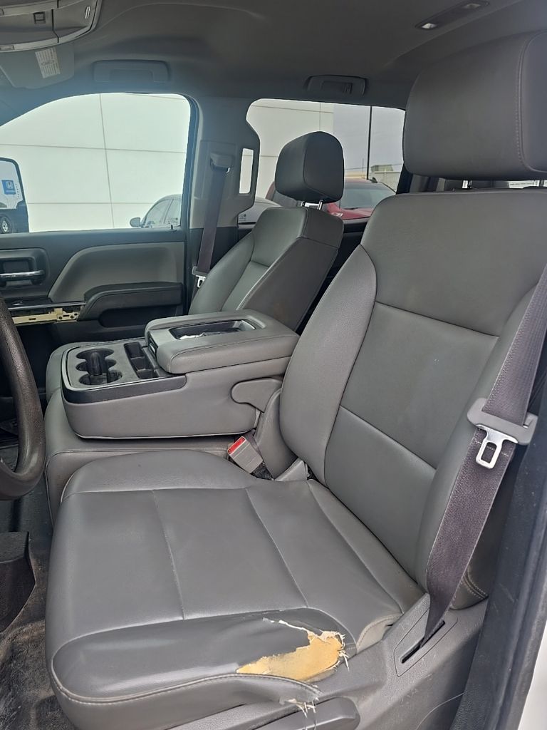 2017 Chevrolet Silverado HD Work Truck 4WD Crew Cab Long Box's photo