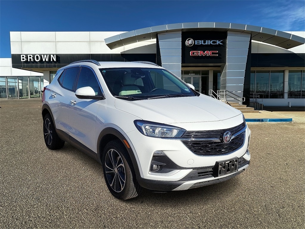 2022 Buick Encore GX Select's photo