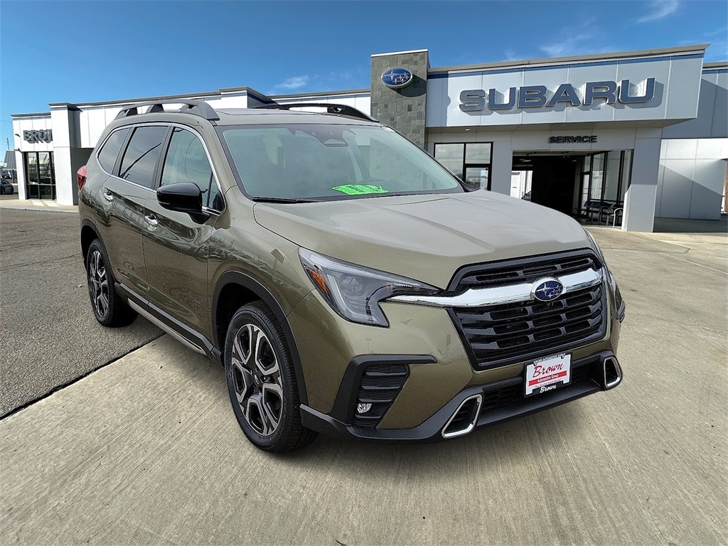 2025 Subaru Ascent Touring's photo