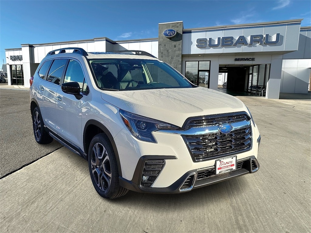 2025 Subaru Ascent Touring's photo
