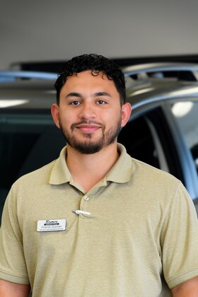 Staff member Orlando Guzman from ID_6bf3c6