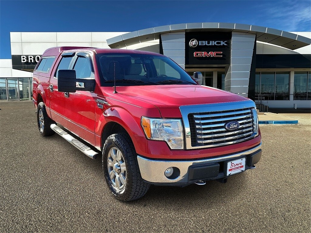 2010 Ford F-150 XL's photo