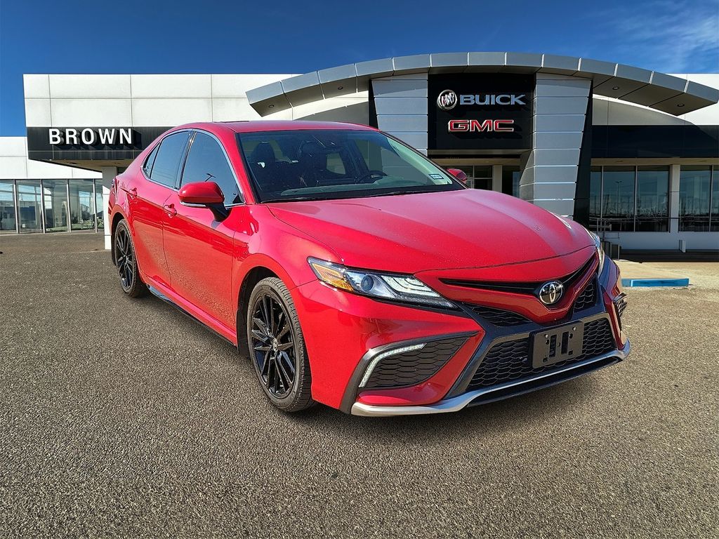 2024 Toyota Camry XSE's photo