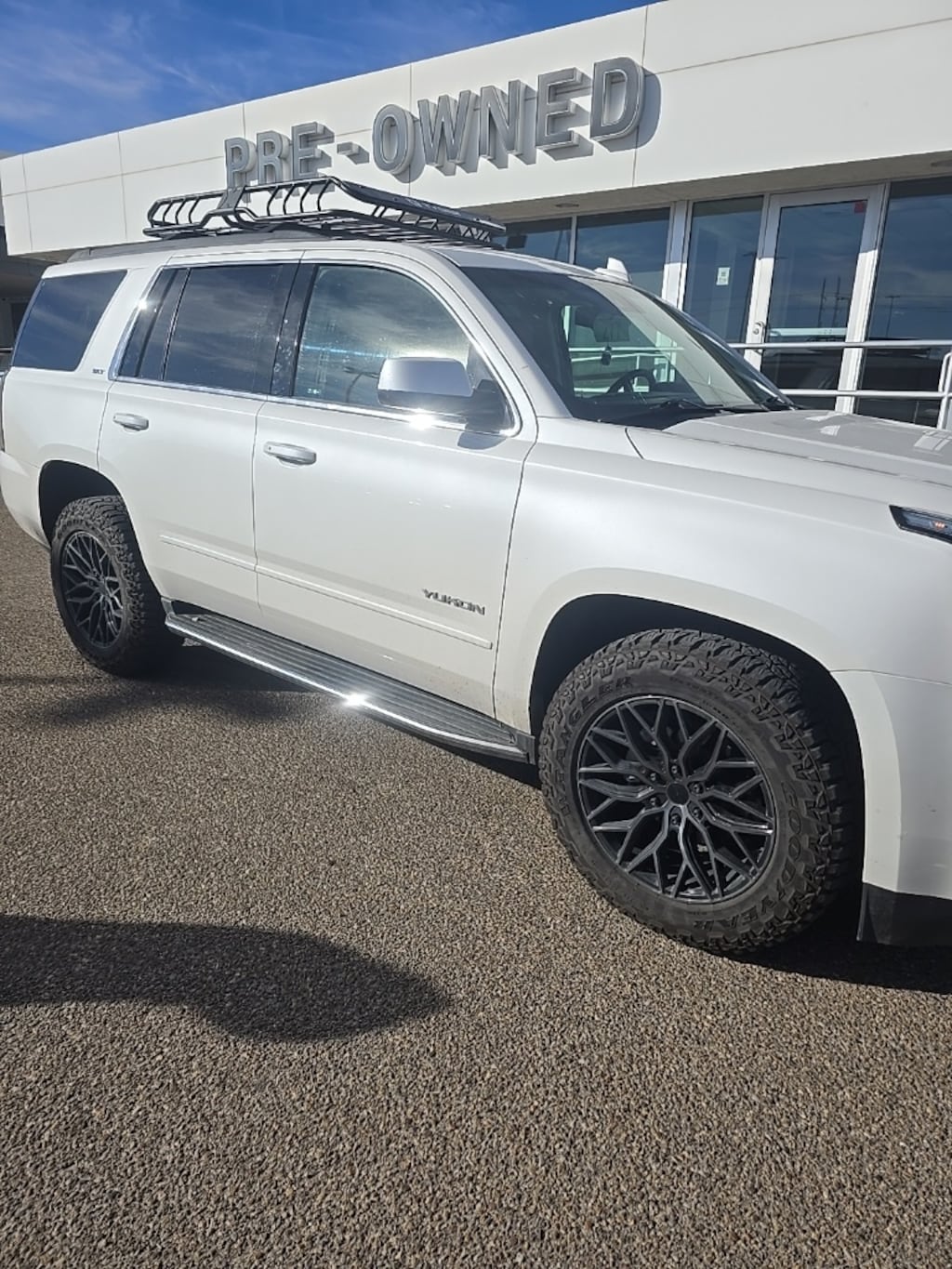 Used 2018 GMC Yukon SLT SUV