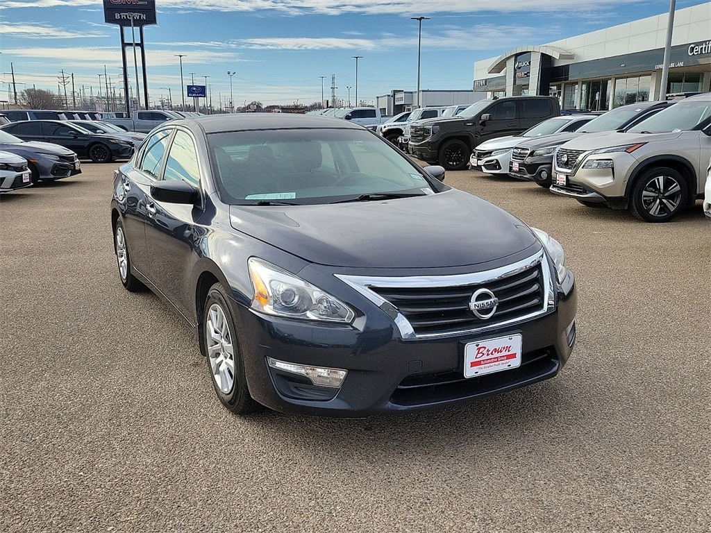 Used 2014 Nissan Altima S with VIN 1N4AL3AP9EC191793 for sale in Amarillo, TX