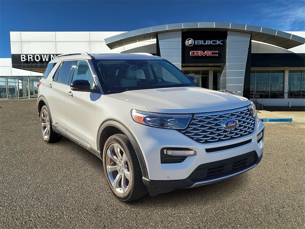 2020 Ford Explorer Platinum's photo