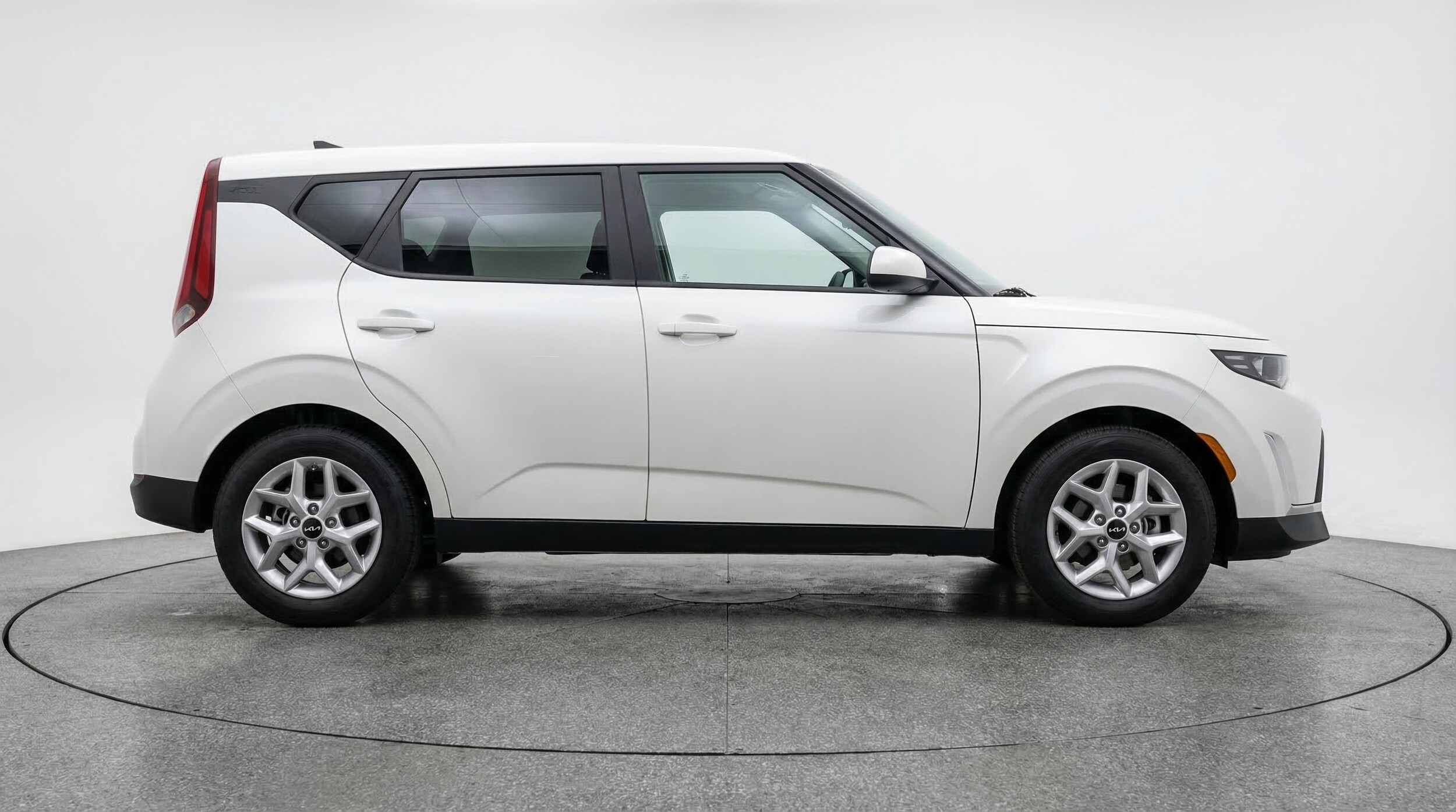 Thumbnail: 2025 Kia Soul - 8
