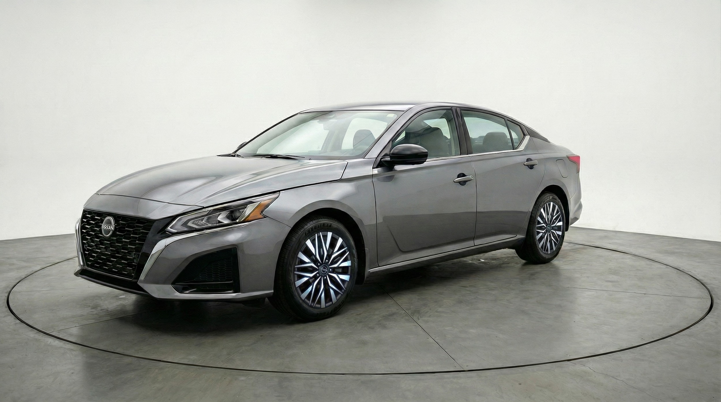 Thumbnail: 2025 Nissan Altima - 3