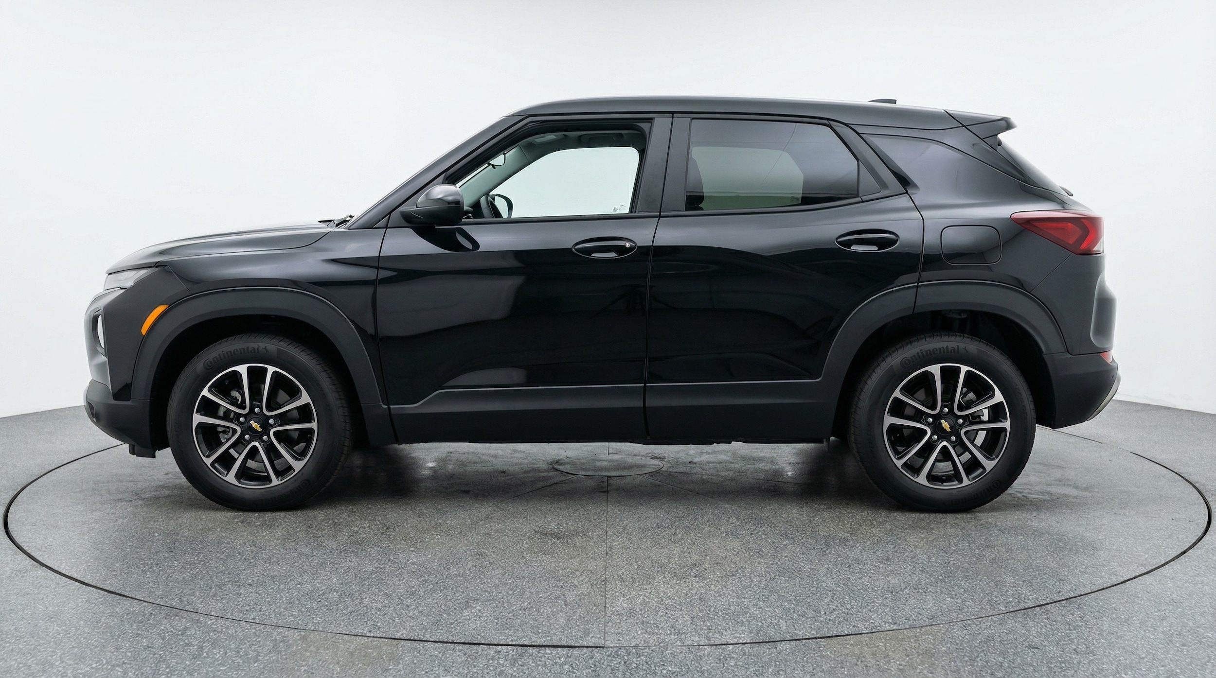 2025 Chevrolet Trailblazer LT - Photo 4