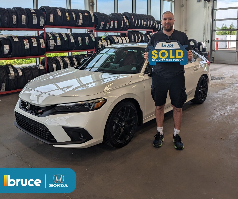 Jerren Lewis / 2023 Honda Civic Bruce Honda