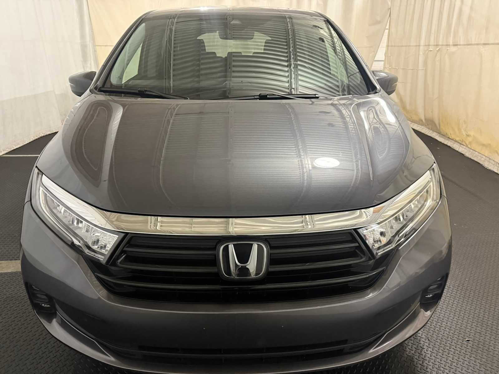 2023 Honda Odyssey EX-L photo 3
