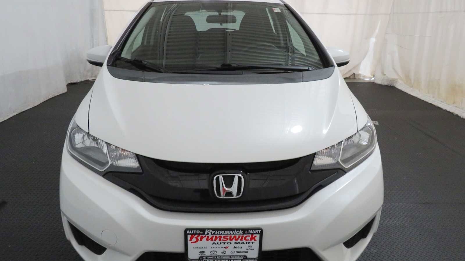 2015 Honda Fit LX photo 3