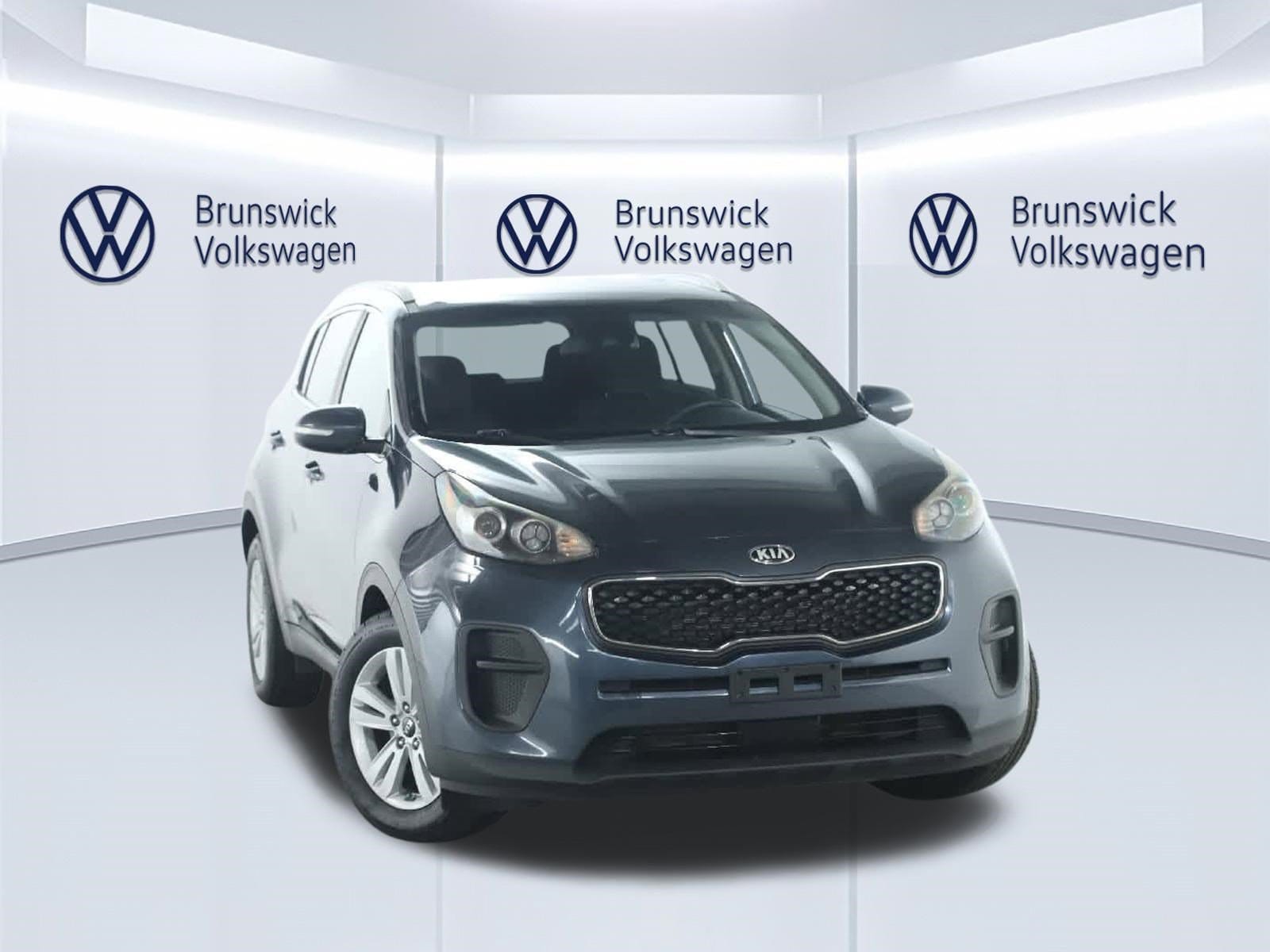 Used 2018 Kia Sportage LX with VIN KNDPM3AC3J7324095 for sale in Brunswick, OH
