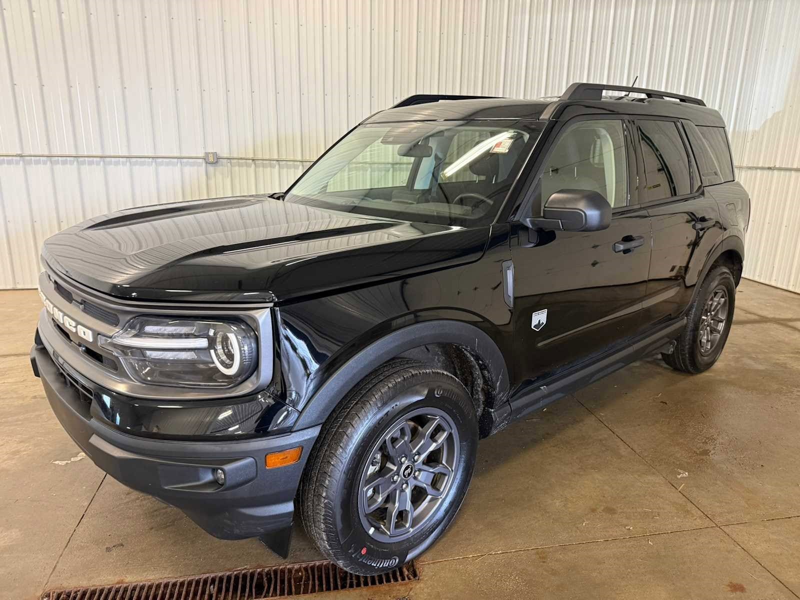 View vehicle photo 6