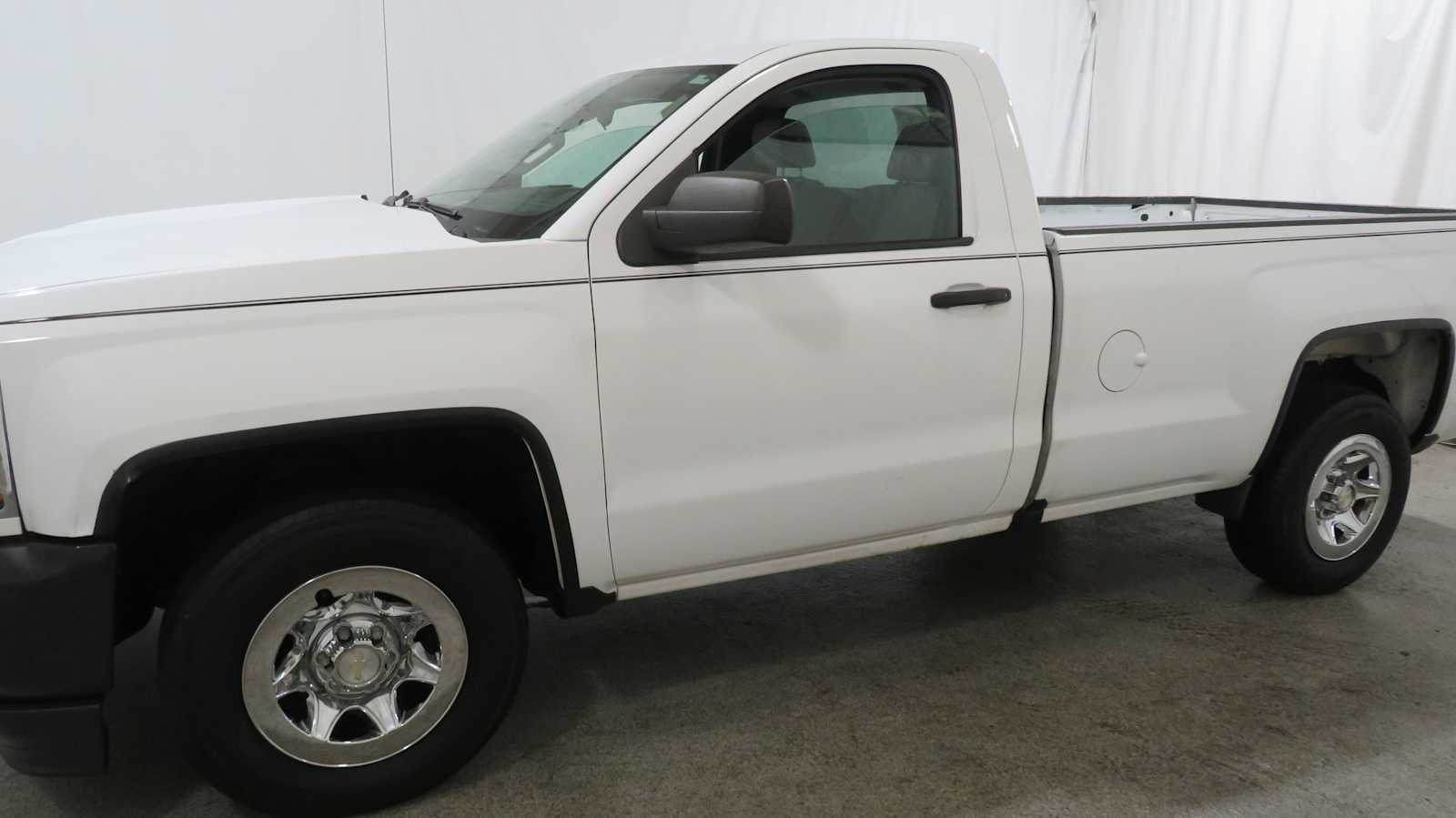 Used 2016 Chevrolet Silverado 1500 Work Truck 1WT with VIN 1GCNCNEH4GZ402389 for sale in Brunswick, OH