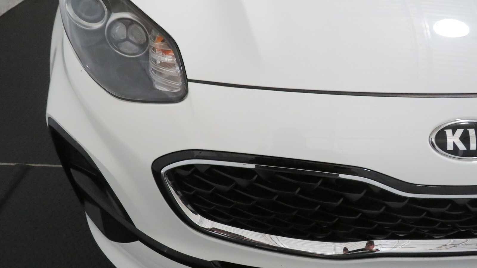 2020 Kia Sportage LX photo 3