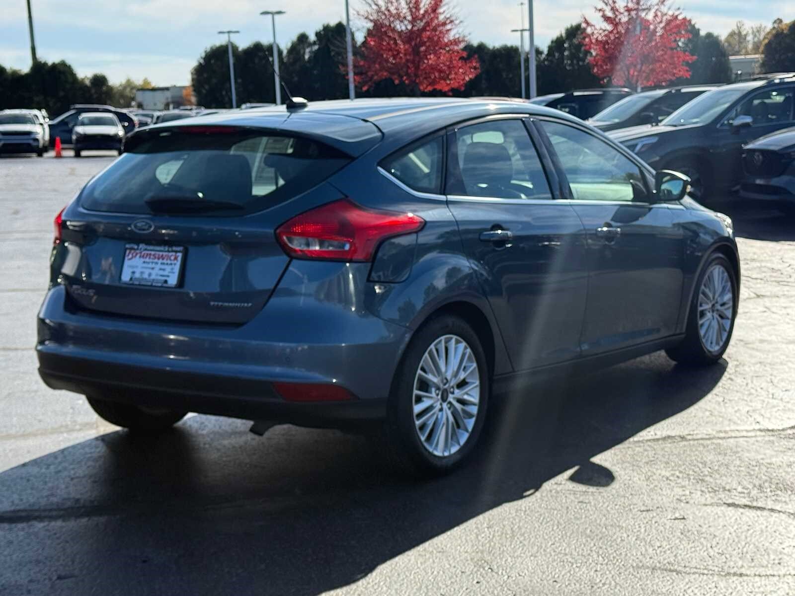 2018 Ford Focus Titanium photo 3