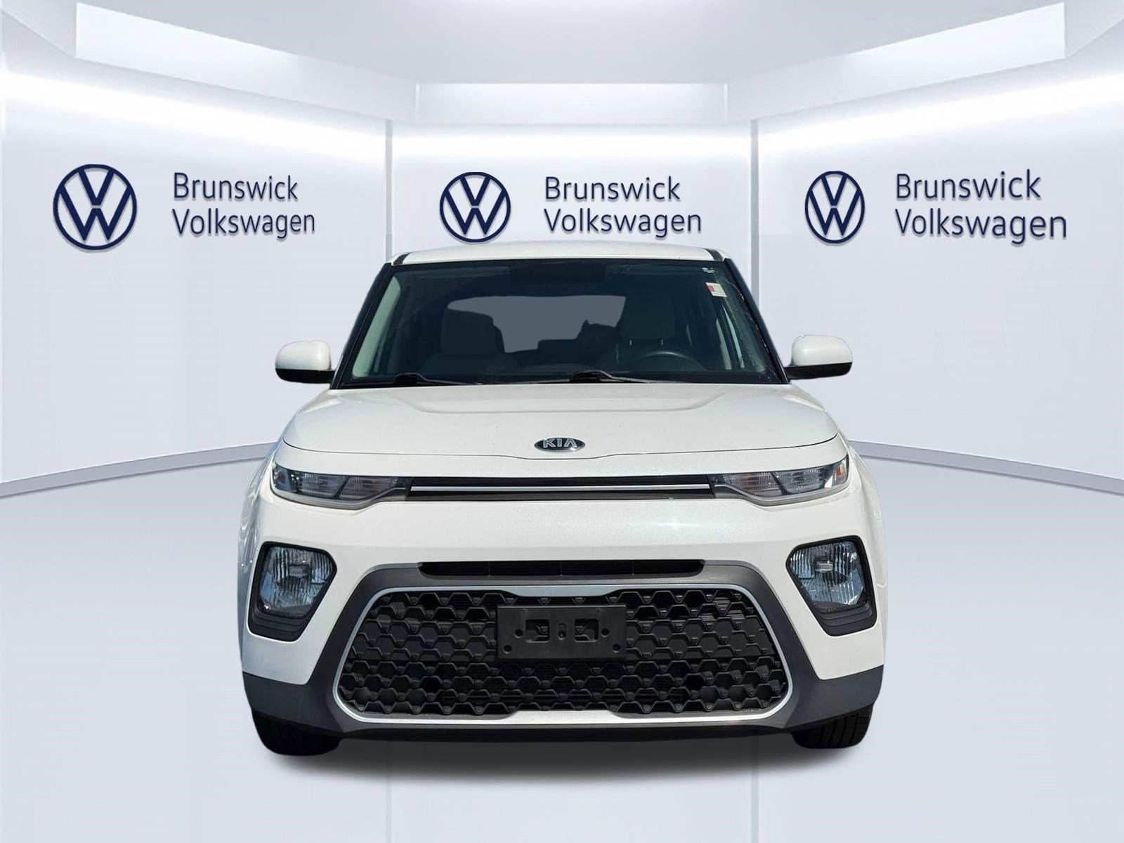Used 2020 Kia Soul LX with VIN KNDJ23AU0L7023033 for sale in Brunswick, OH