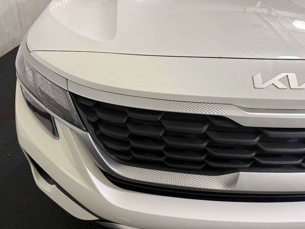 Used 2023 Kia Seltos LX SUV