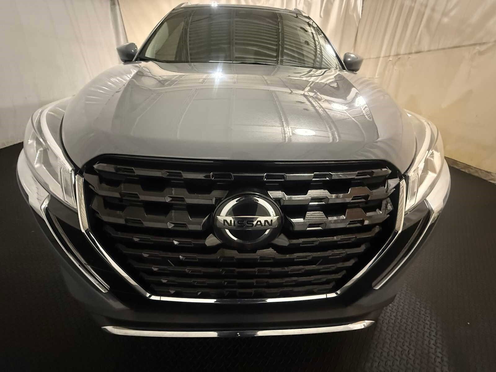 2021 Nissan Kicks SV photo 3