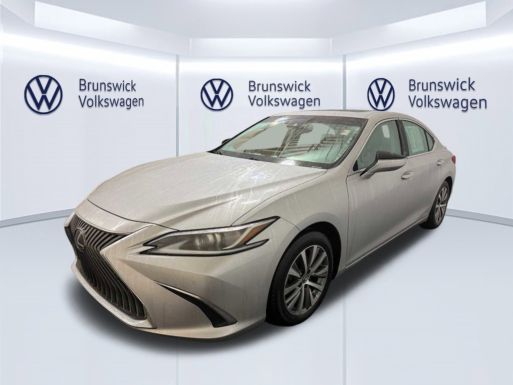Used 2020 Lexus ES 300h Sedan