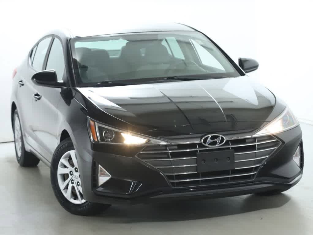2019 Hyundai Elantra SE's photo