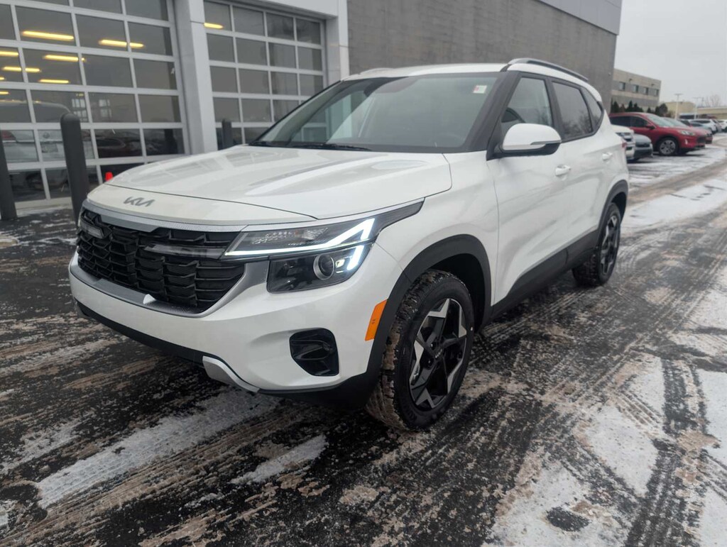 Used 2025 Kia Seltos S SUV