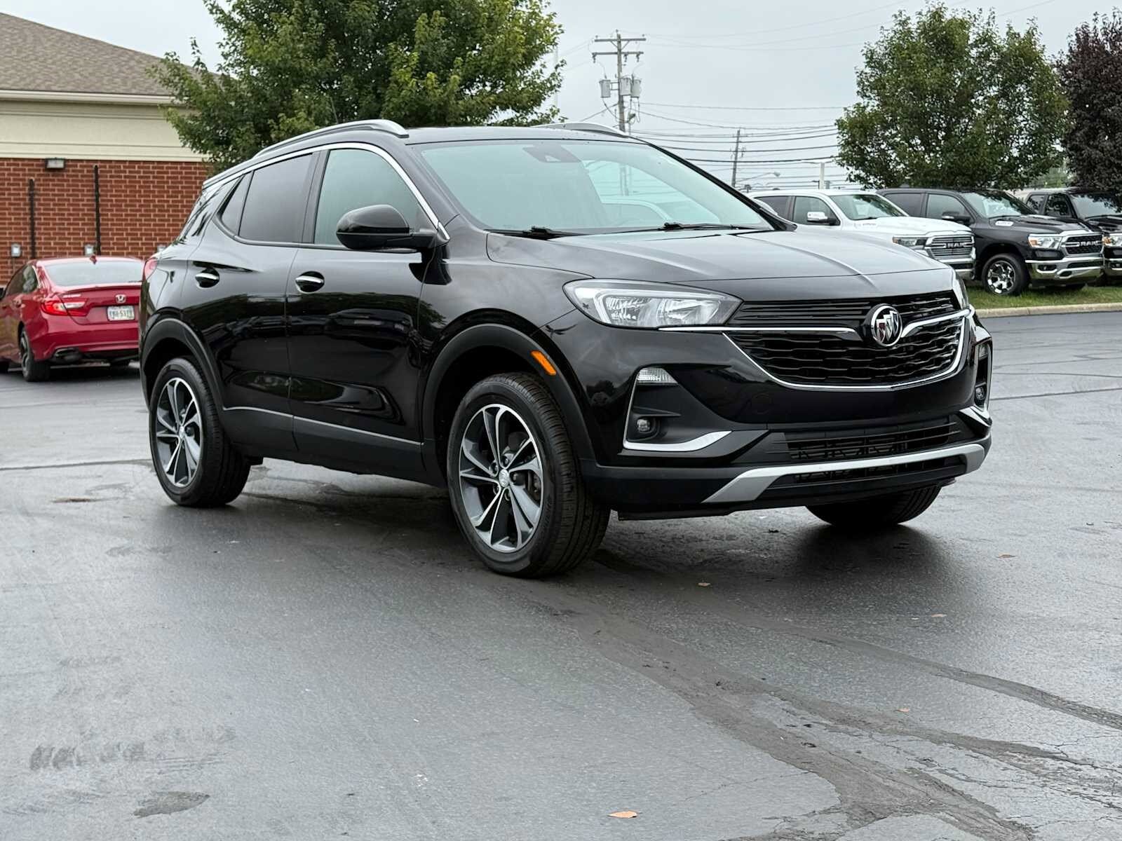 2023 Buick Encore GX Select photo 3