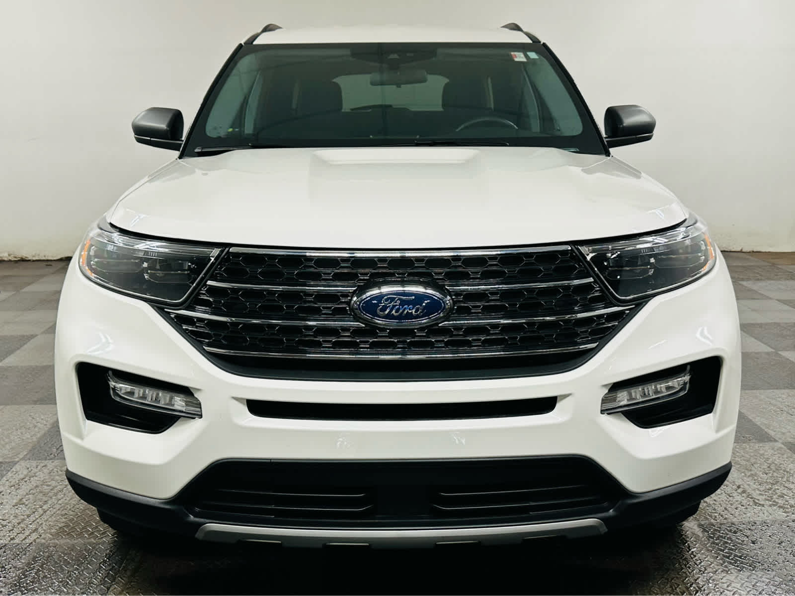 2022 Ford Explorer XLT photo 2