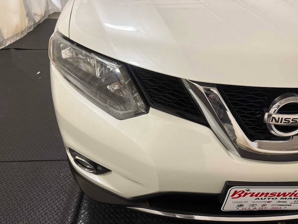 Used 2016 Nissan Rogue SV SUV