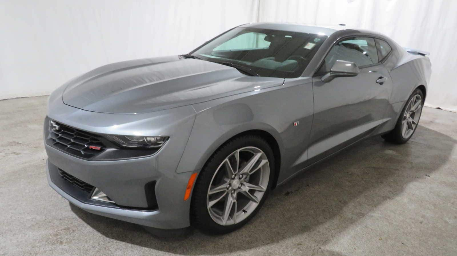 Used 2021 Chevrolet Camaro 1LT with VIN 1G1FB1RX1M0142284 for sale in Brunswick, OH