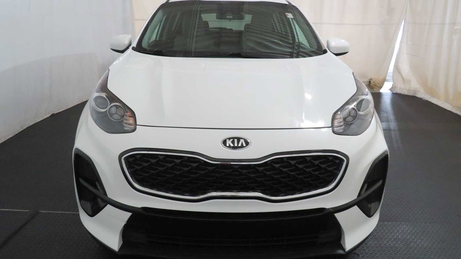 2020 Kia Sportage LX photo 2